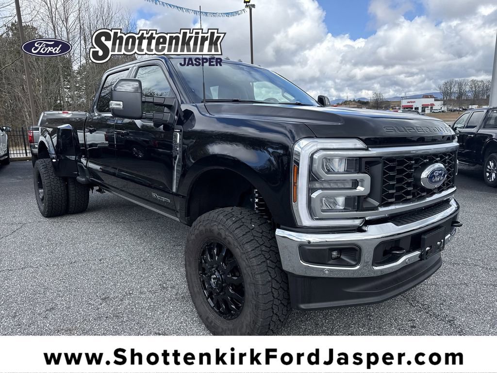 Used 2026 Ford F350 Lariat w/ Lariat Ultimate Package image 1