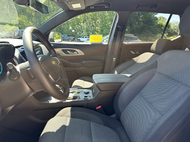 Certified 2023 Chevrolet Traverse LT w/ Rear Camera Mirror Package AWD/4WD image 35