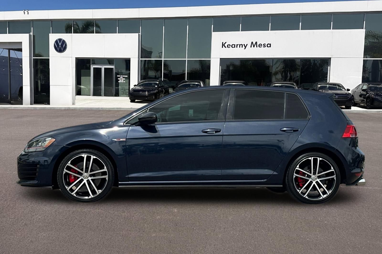 Used 2016 Volkswagen GTI SE w/ Lighting Package (SEL) FWD image 7