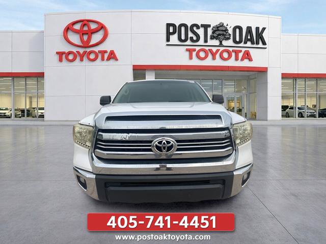 Used 2016 Toyota Tundra SR5 w/ SR5 Upgrade Package AWD/4WD image 2