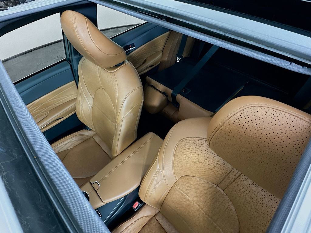 Used 2019 Toyota Avalon Limited w/ Advanced Safety Package FWD image 23