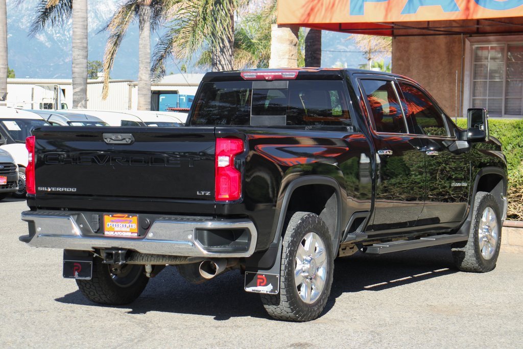 Used 2020 Chevrolet Silverado 2500 LTZ w/ LTZ Premium Package image 9