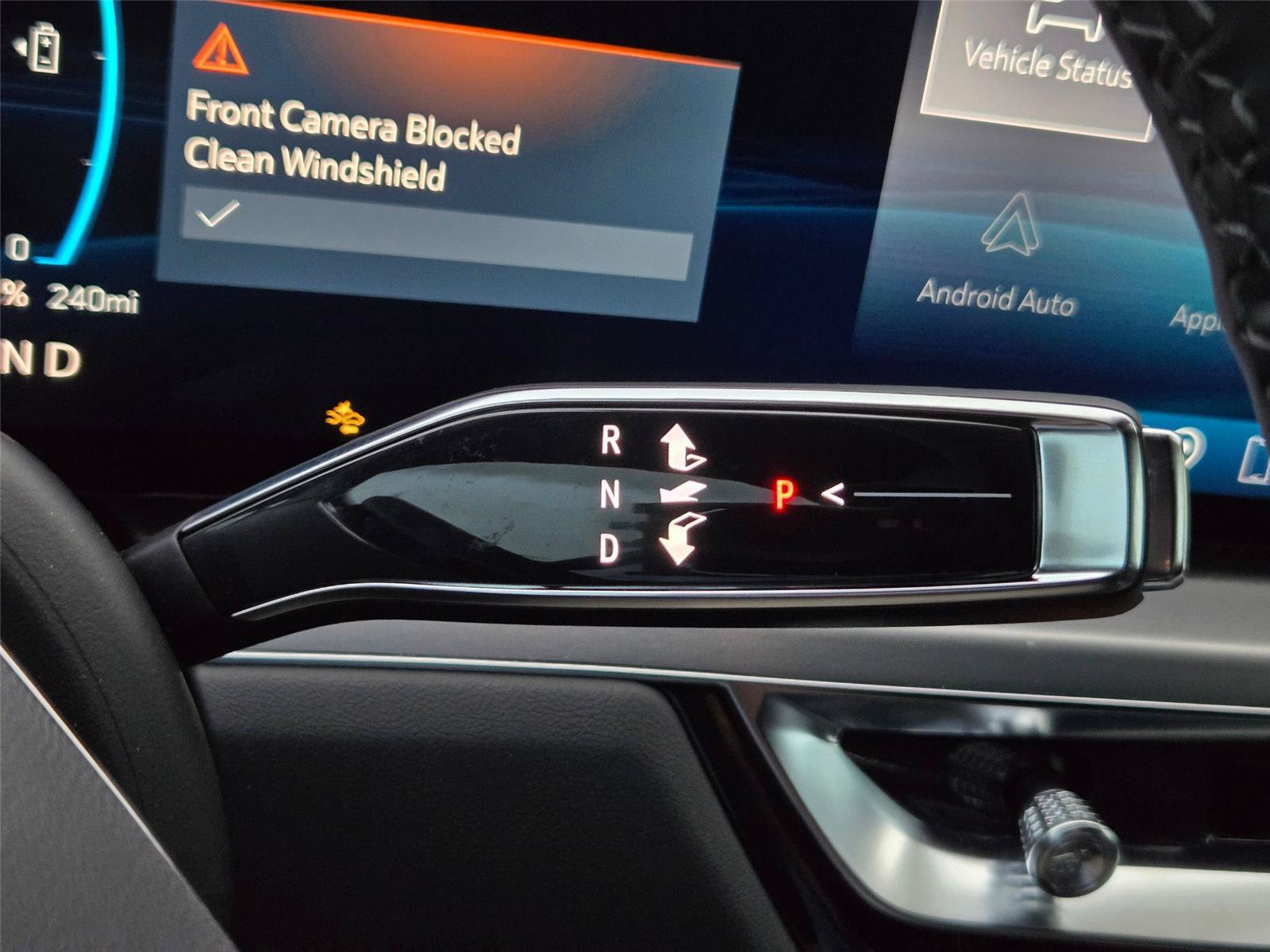 New 2026 Cadillac Lyriq Premium Luxury AWD/4WD image 24