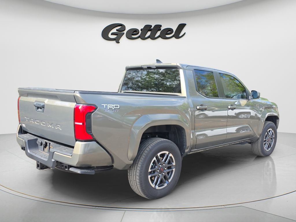 Used 2025 Toyota Tacoma TRD Sport image 4