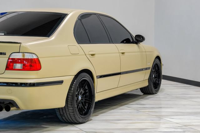 Used 2003 BMW M5 RWD image 14