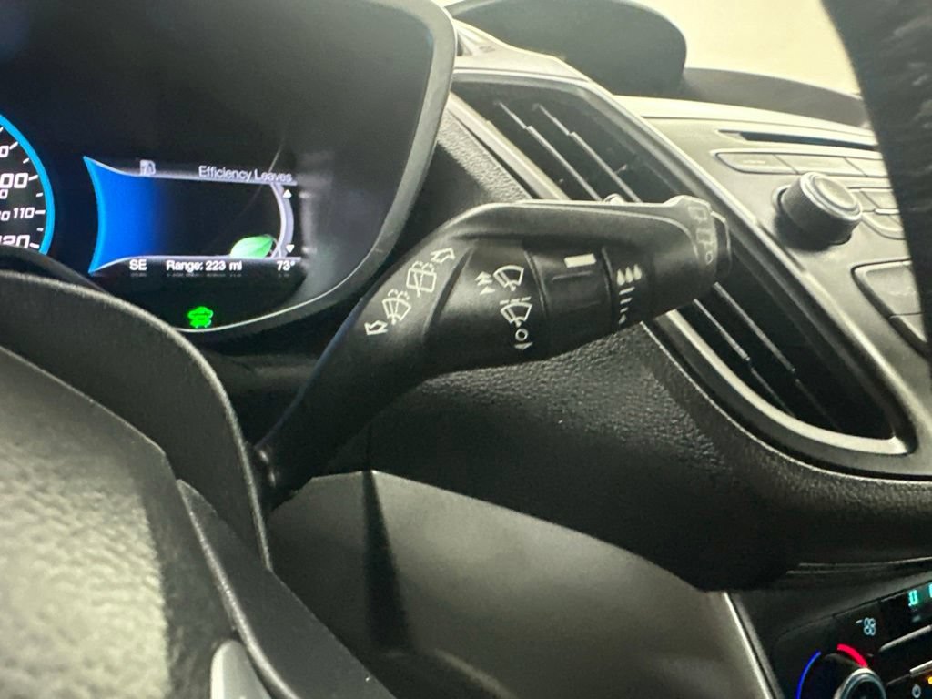 Used 2017 Ford C-MAX Energi SE w/ Equipment Group 402A FWD image 42