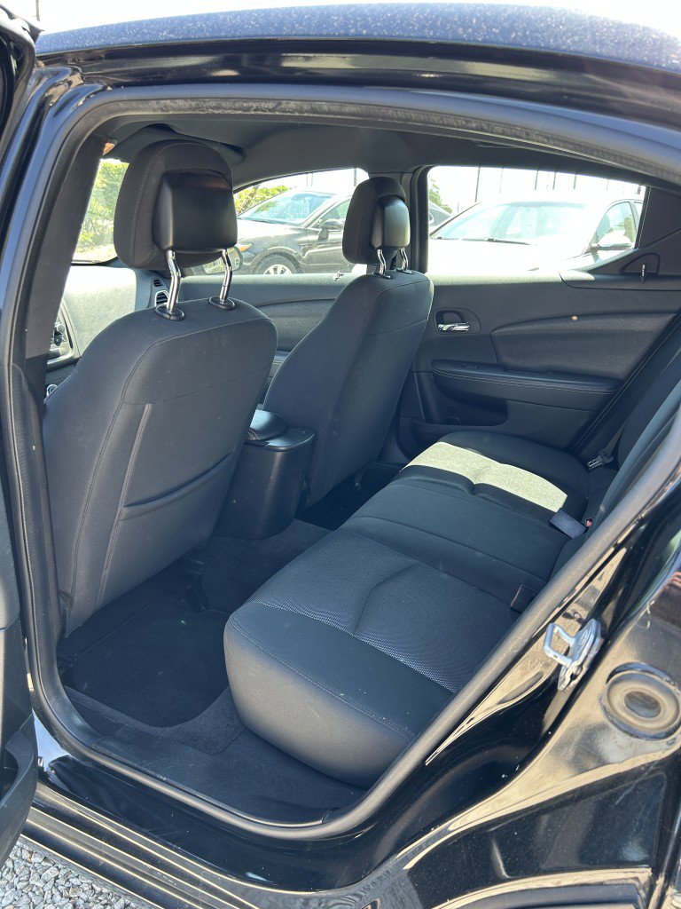 Used 2014 Dodge Avenger SE w/ Blacktop Package image 13