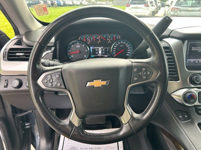 Used 2020 Chevrolet Tahoe LT w/ RST Edition AWD/4WD image 16