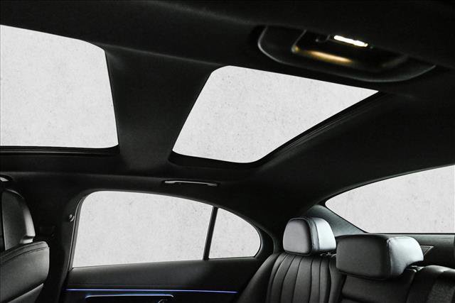 Used 2025 Mercedes-Benz E 350 4MATIC Sedan w/ Driver Assistance Package image 21