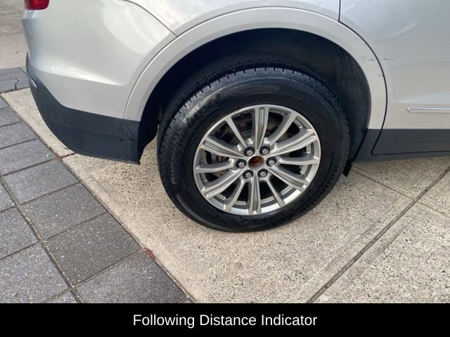 Used 2017 Cadillac XT5 Luxury w/ Driver Awareness Package image 16