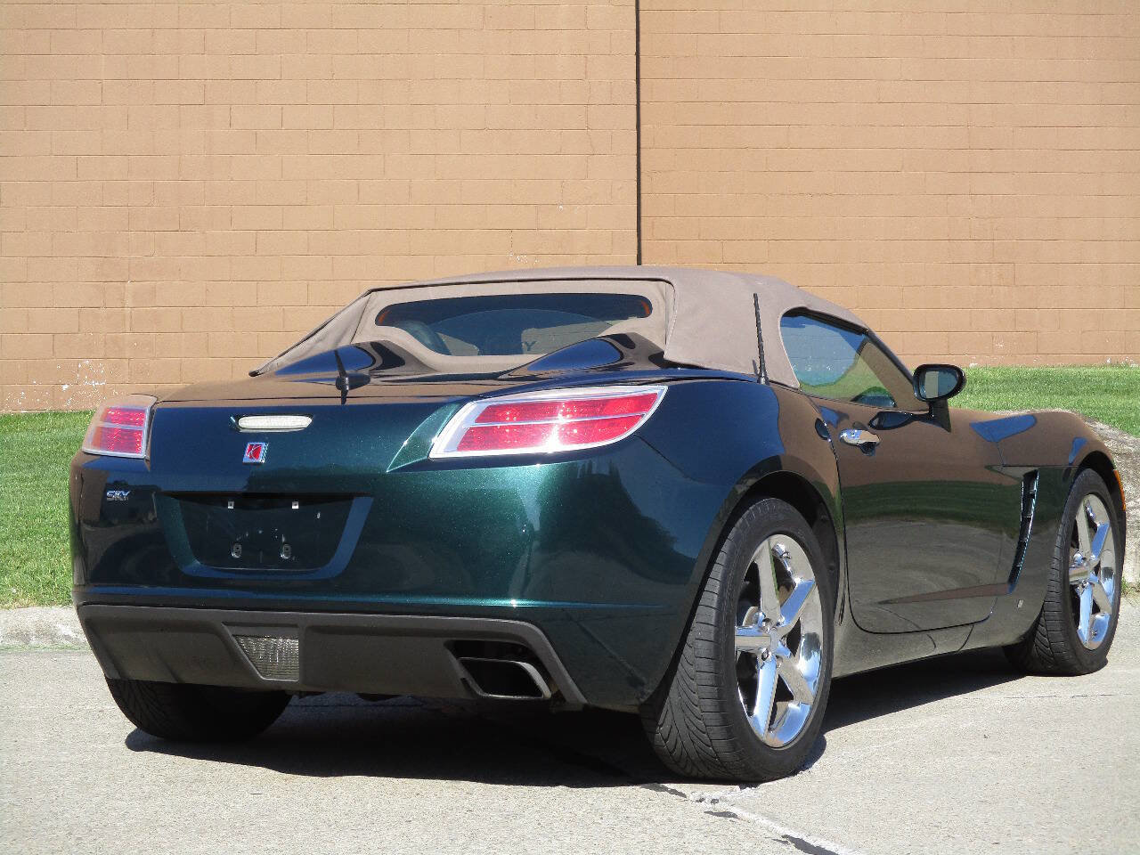 Used 2008 Saturn Sky w/ Premium Trim Package RWD image 20