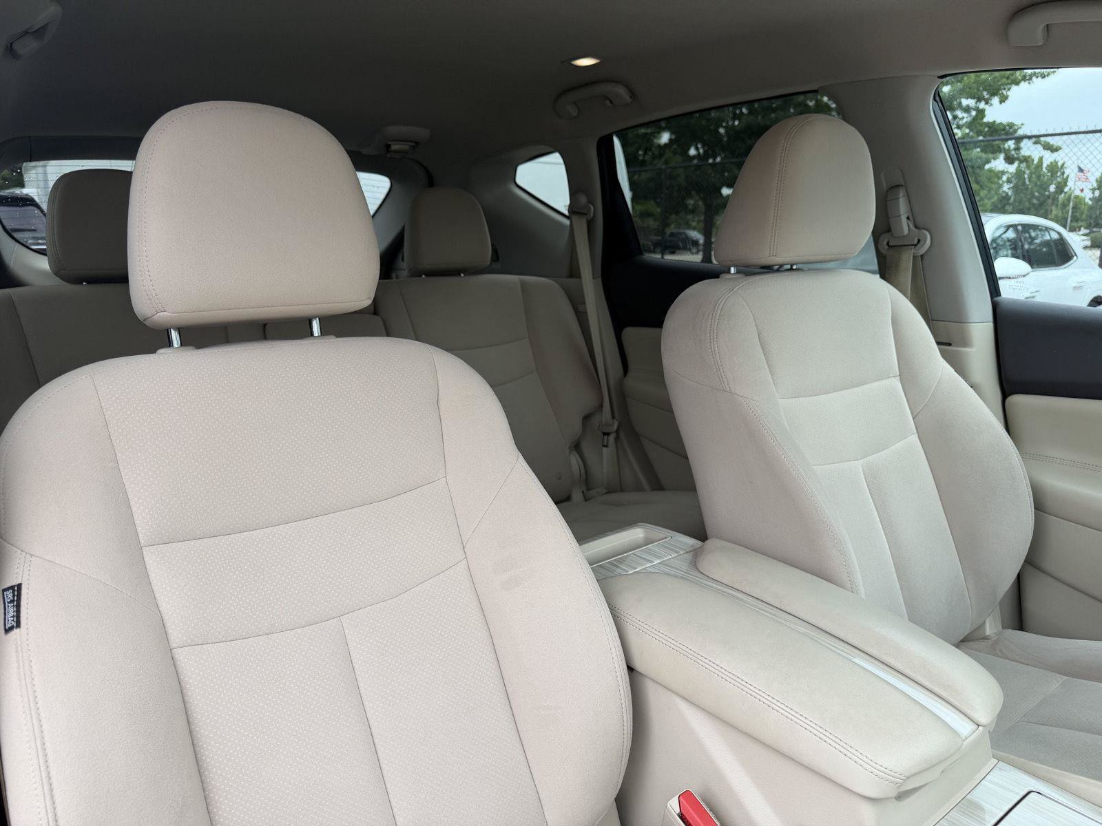 Used 2017 Nissan Murano S w/ Navigation Package FWD image 28