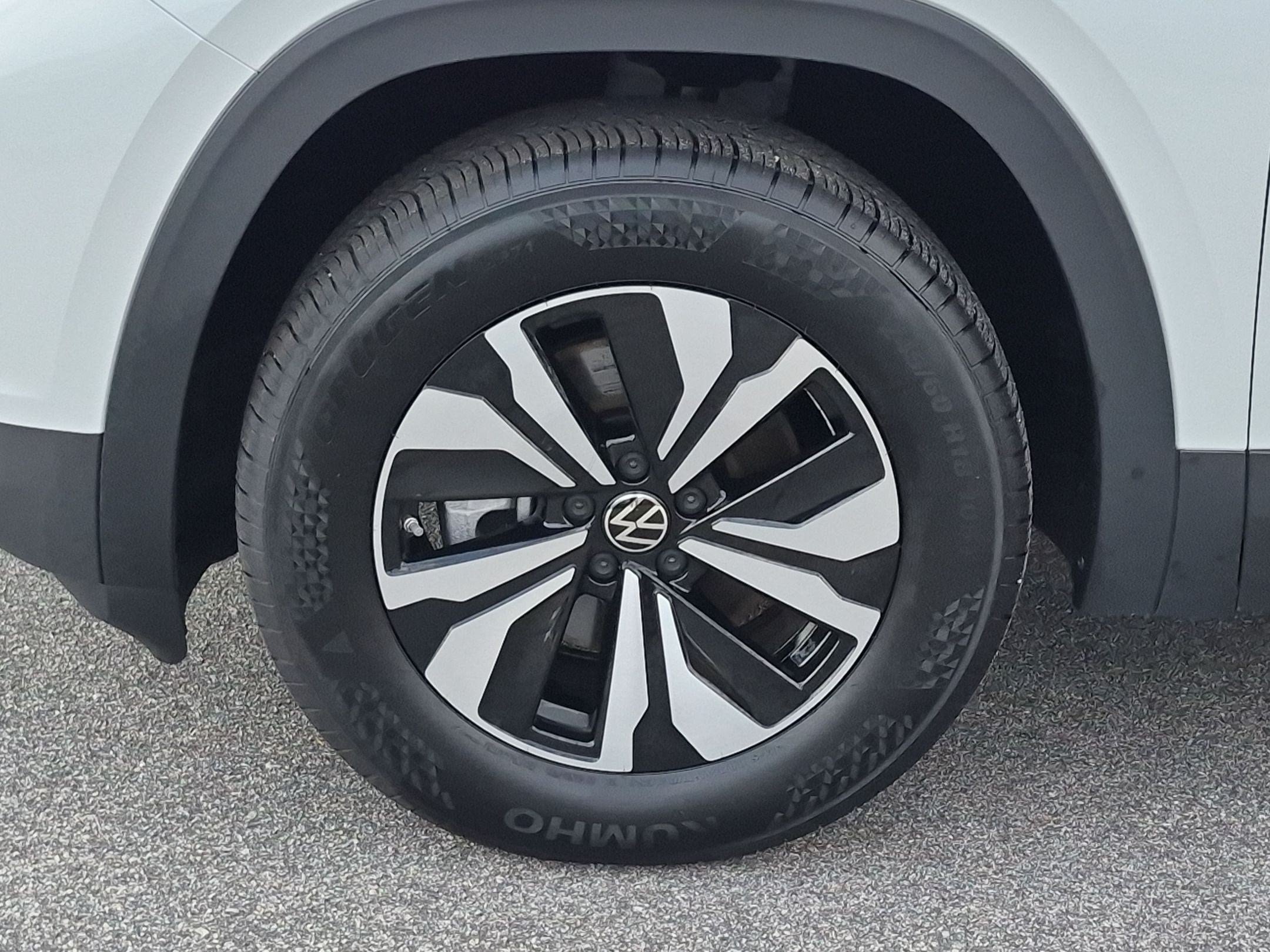 Used 2026 Volkswagen Atlas SE AWD/4WD image 10