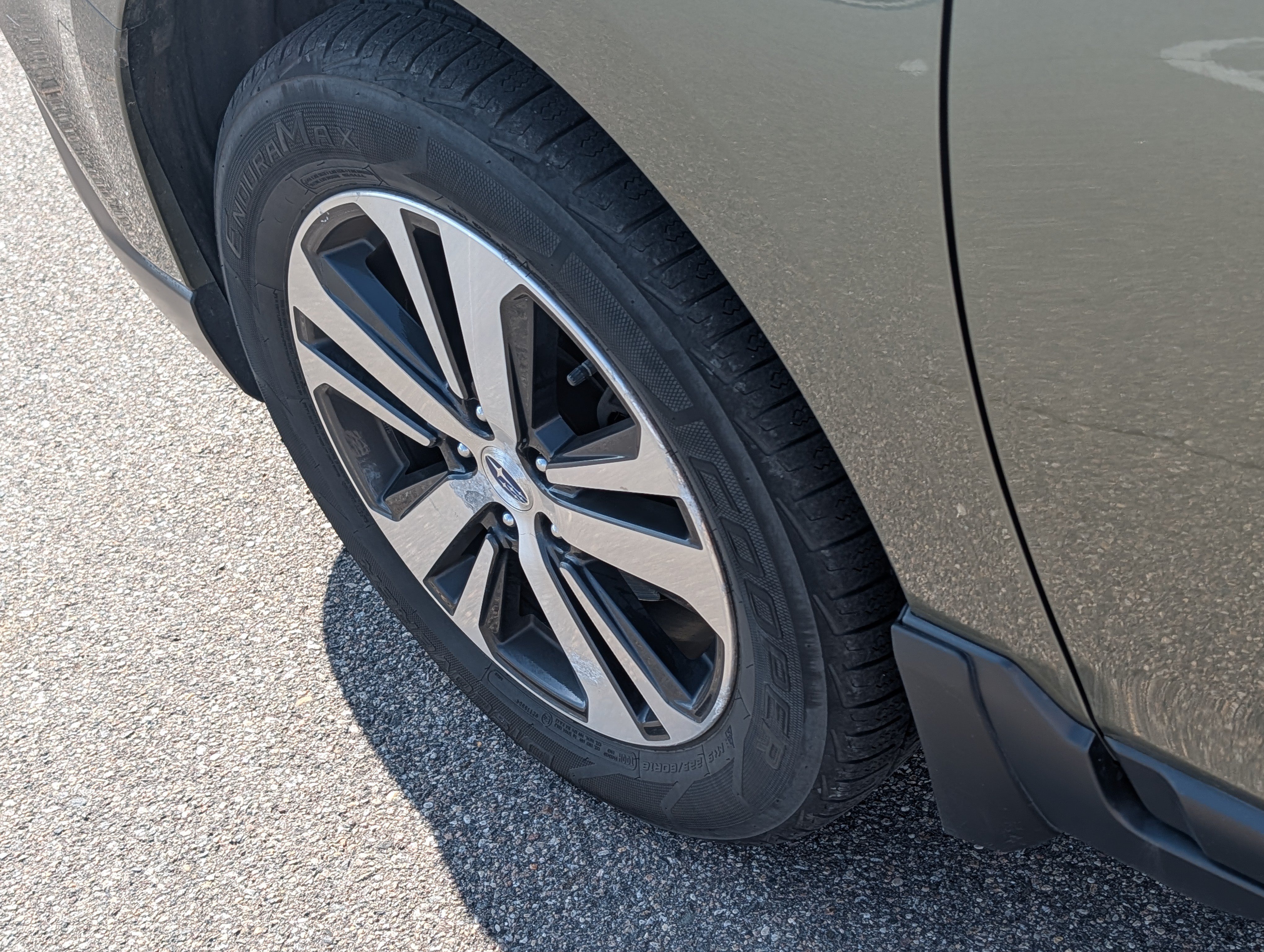 Used 2019 Subaru Outback 2.5i Limited AWD/4WD image 5