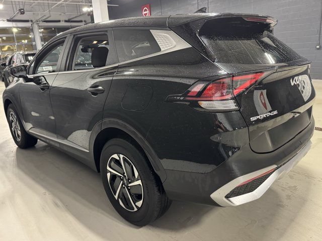 Used 2023 Kia Sportage LX AWD/4WD image 11