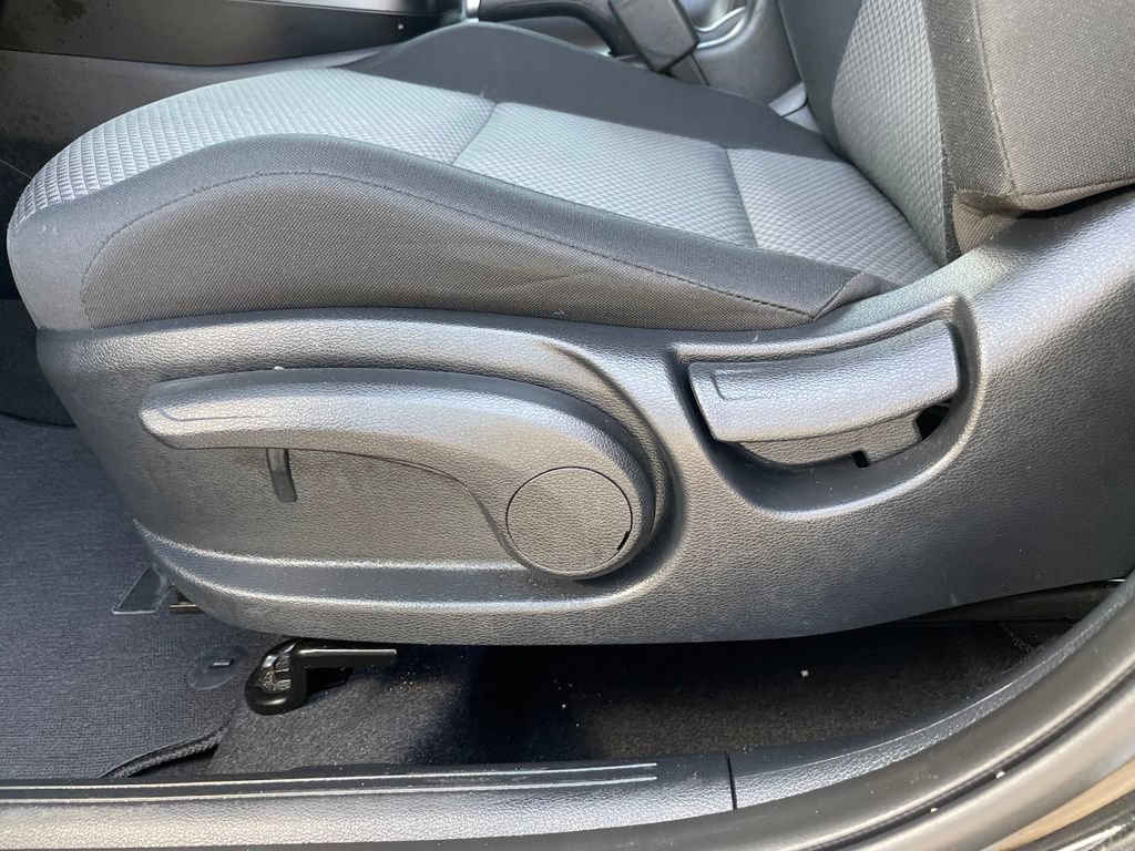 Certified 2022 Kia Seltos S FWD image 11