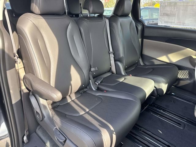 New 2026 Kia Carnival image 13