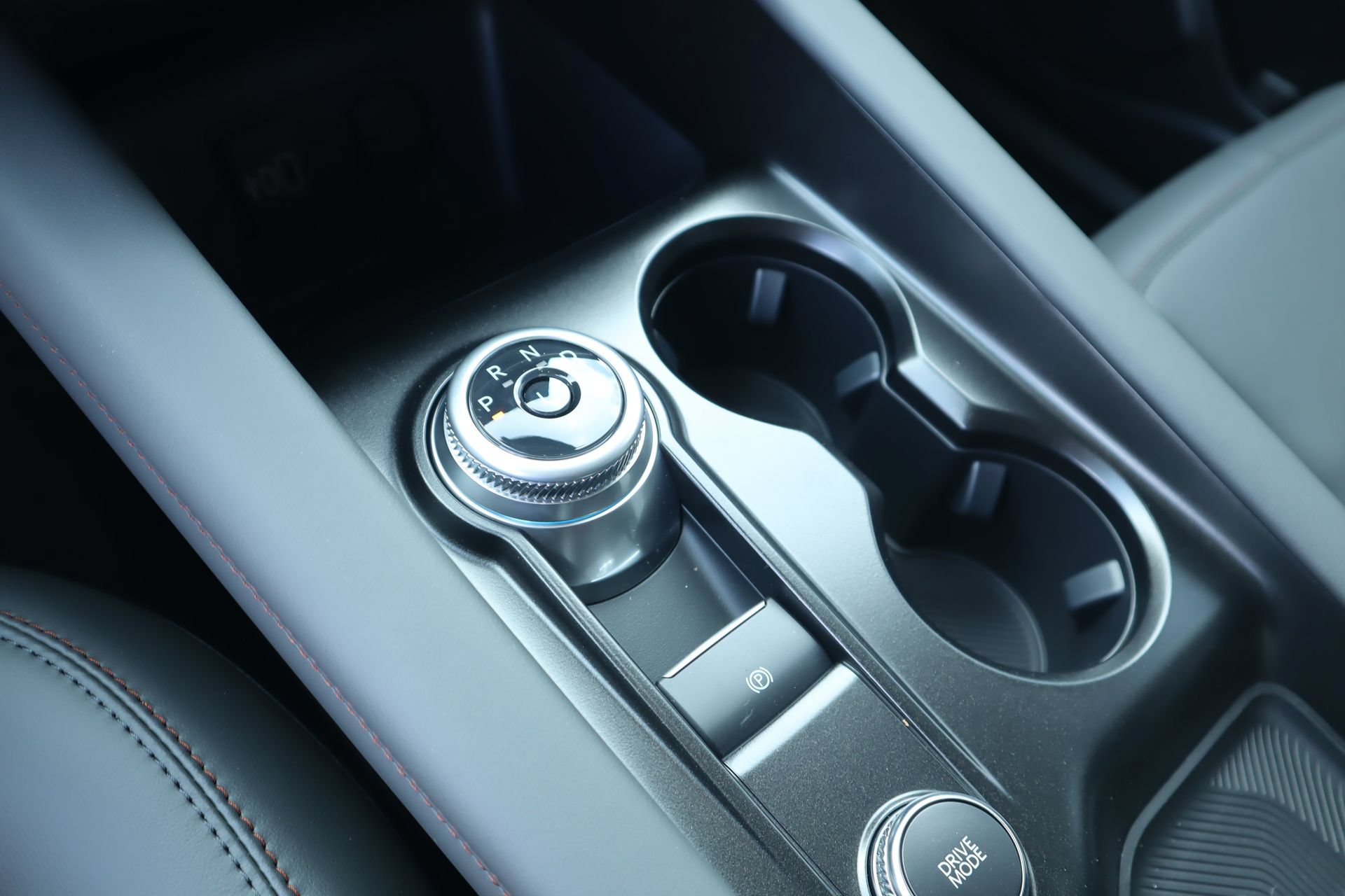 New 2026 Ford Explorer Active w/ Active Comfort Package RWD image 9
