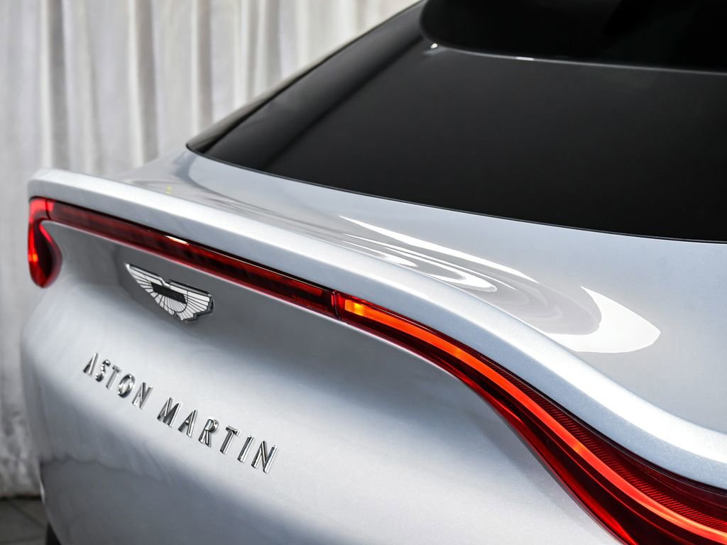 Used 2021 Aston Martin DBX image 85