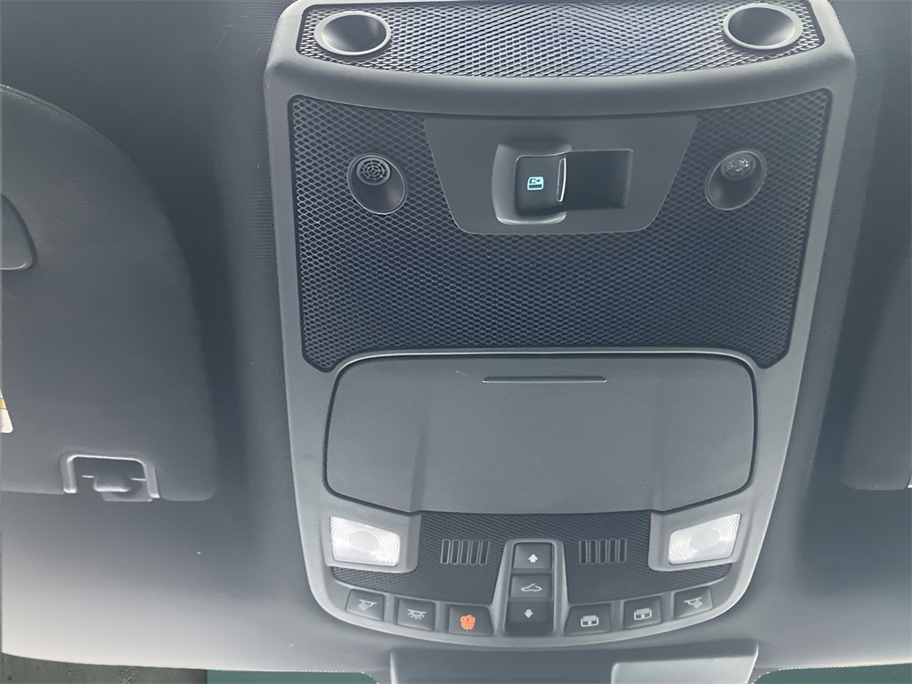 Used 2021 Ford F250 Platinum w/ FX4 Off-Road Package image 32