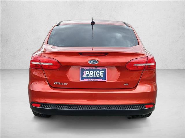 Used 2018 Ford Focus SE FWD image 6