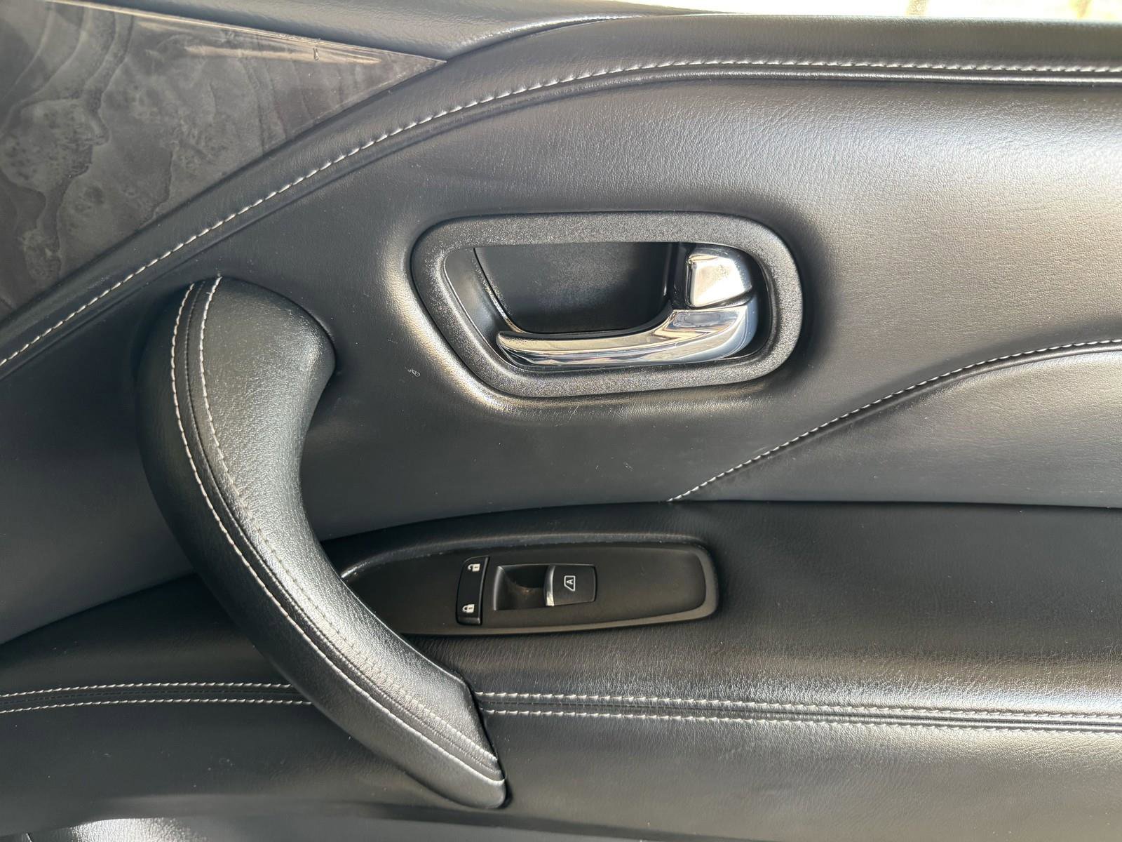 Used 2024 INFINITI QX80 Luxe image 41