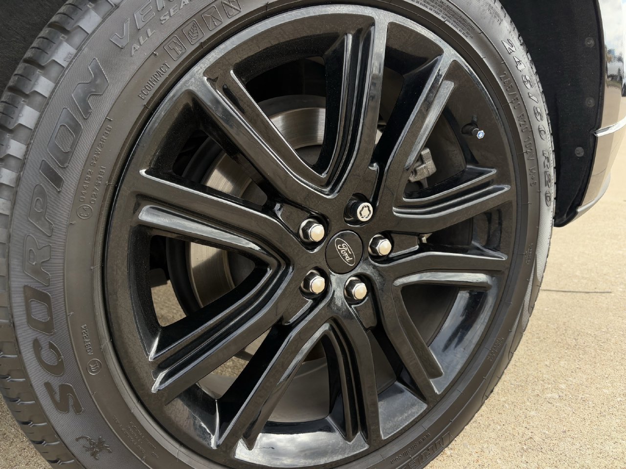 Used 2023 Ford Edge ST-Line AWD/4WD image 10