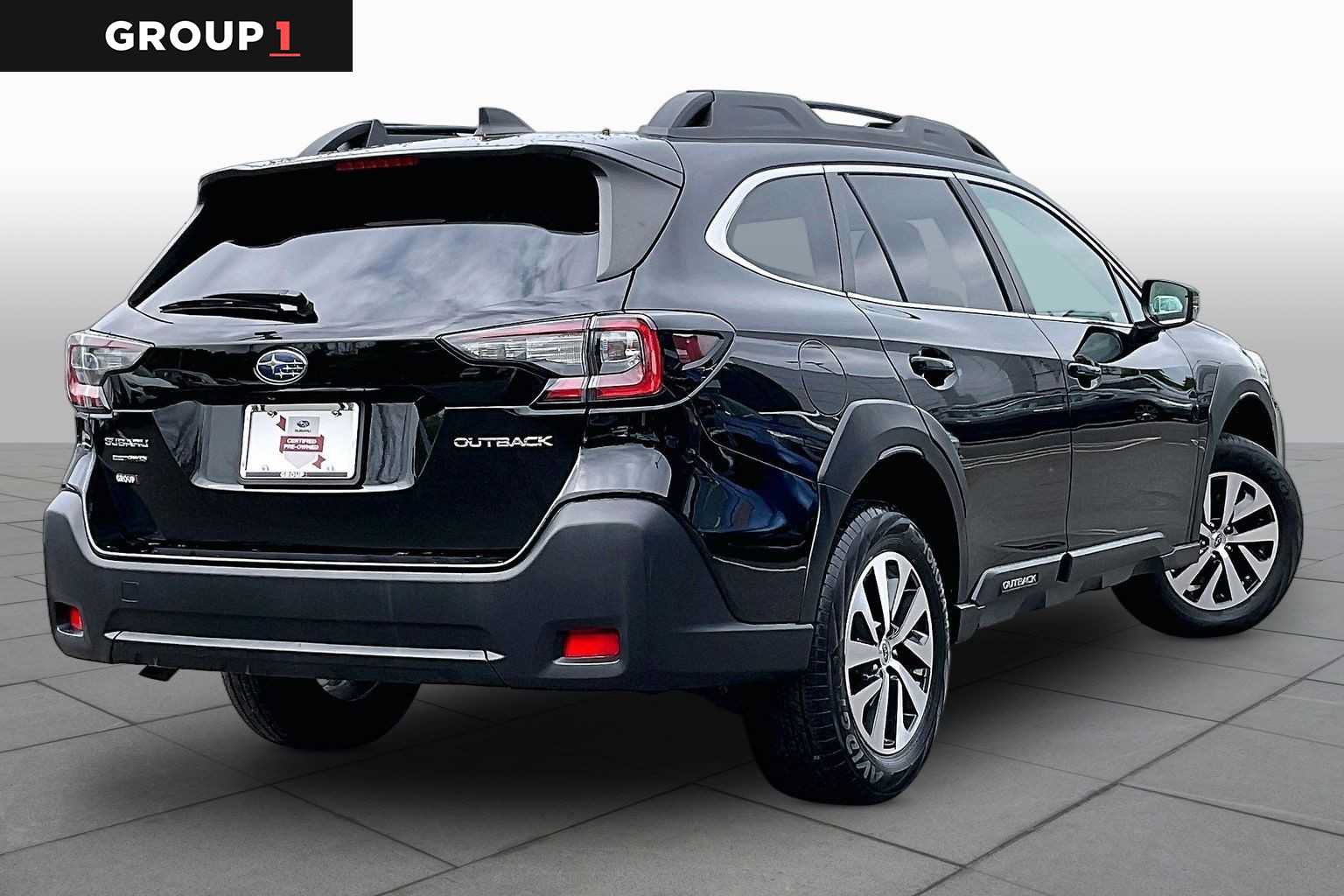 Used 2024 Subaru Outback Premium AWD/4WD image 13