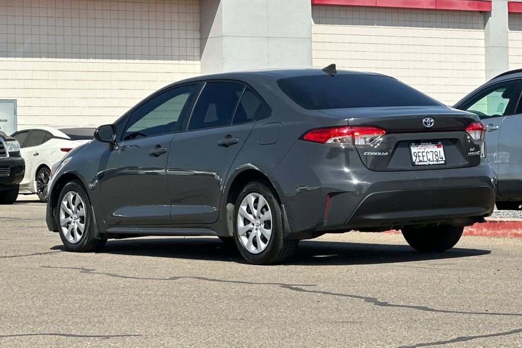 Used 2023 Toyota Corolla LE w/ Carpet Mat Package (TMS) image 7