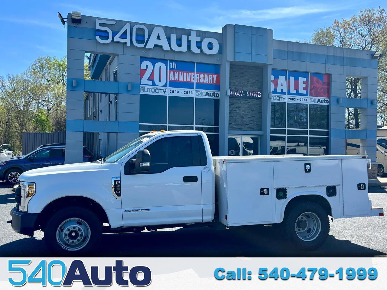 Used 2018 Ford F350 XL w/ Power Equipment Group RWD image 1