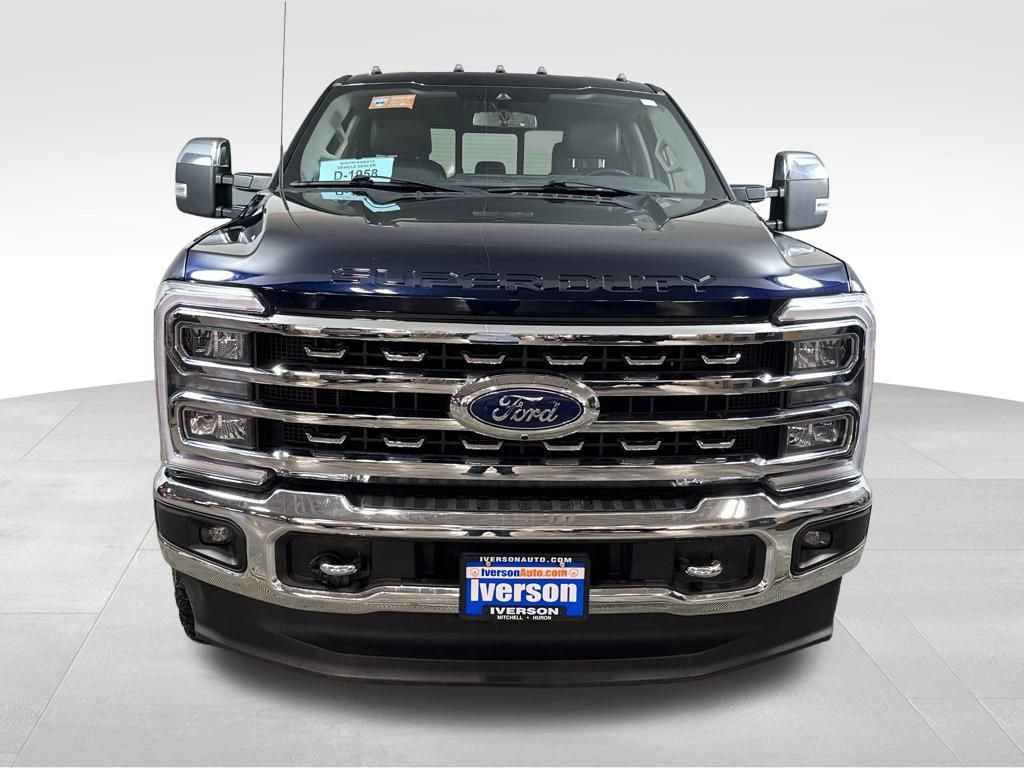 Used 2023 Ford F350 Lariat w/ Chrome Package image 2