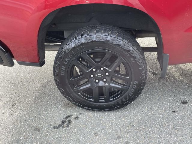 Used 2021 Chevrolet Silverado 1500 LT Trail Boss w/ Bed Protection Package image 9