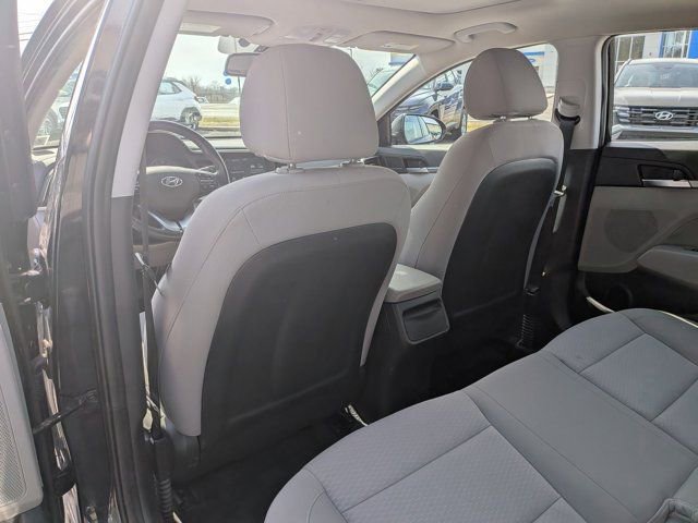 Used 2020 Hyundai Elantra Value Edition image 16