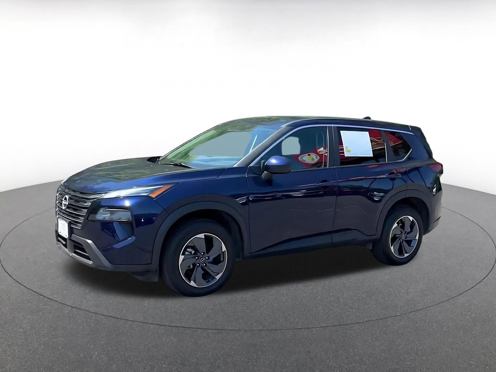Used 2025 Nissan Rogue SV FWD image 8
