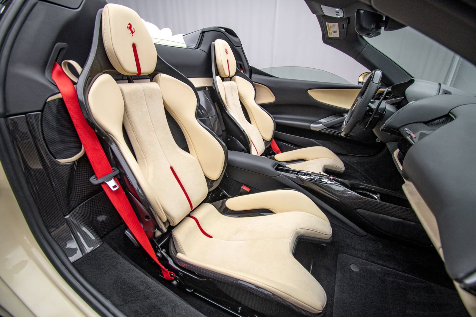 Used 2024 Ferrari SF90 Spider AWD/4WD image 20