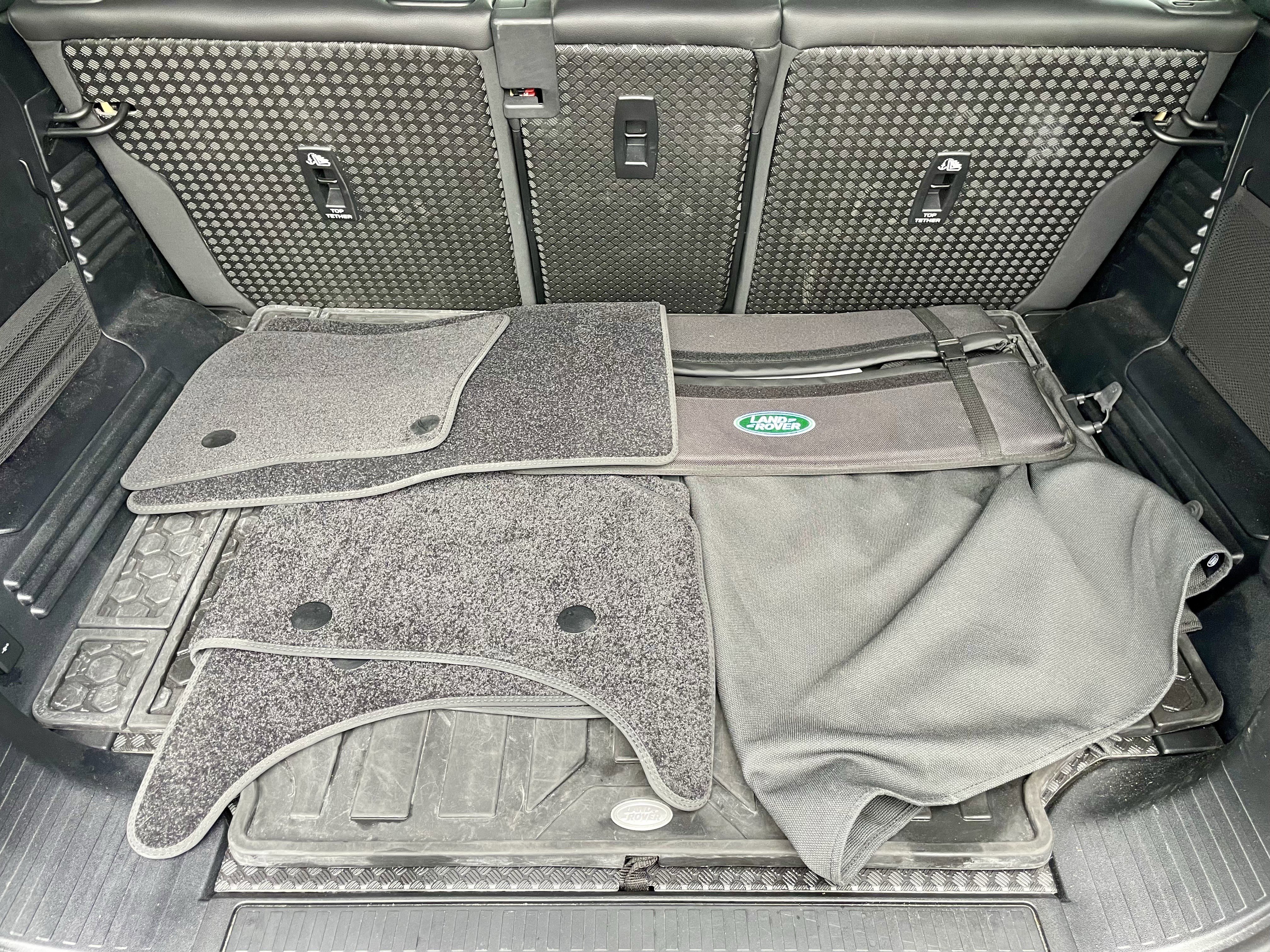 Certified 2023 Land Rover Defender 110 X-Dynamic SE image 35