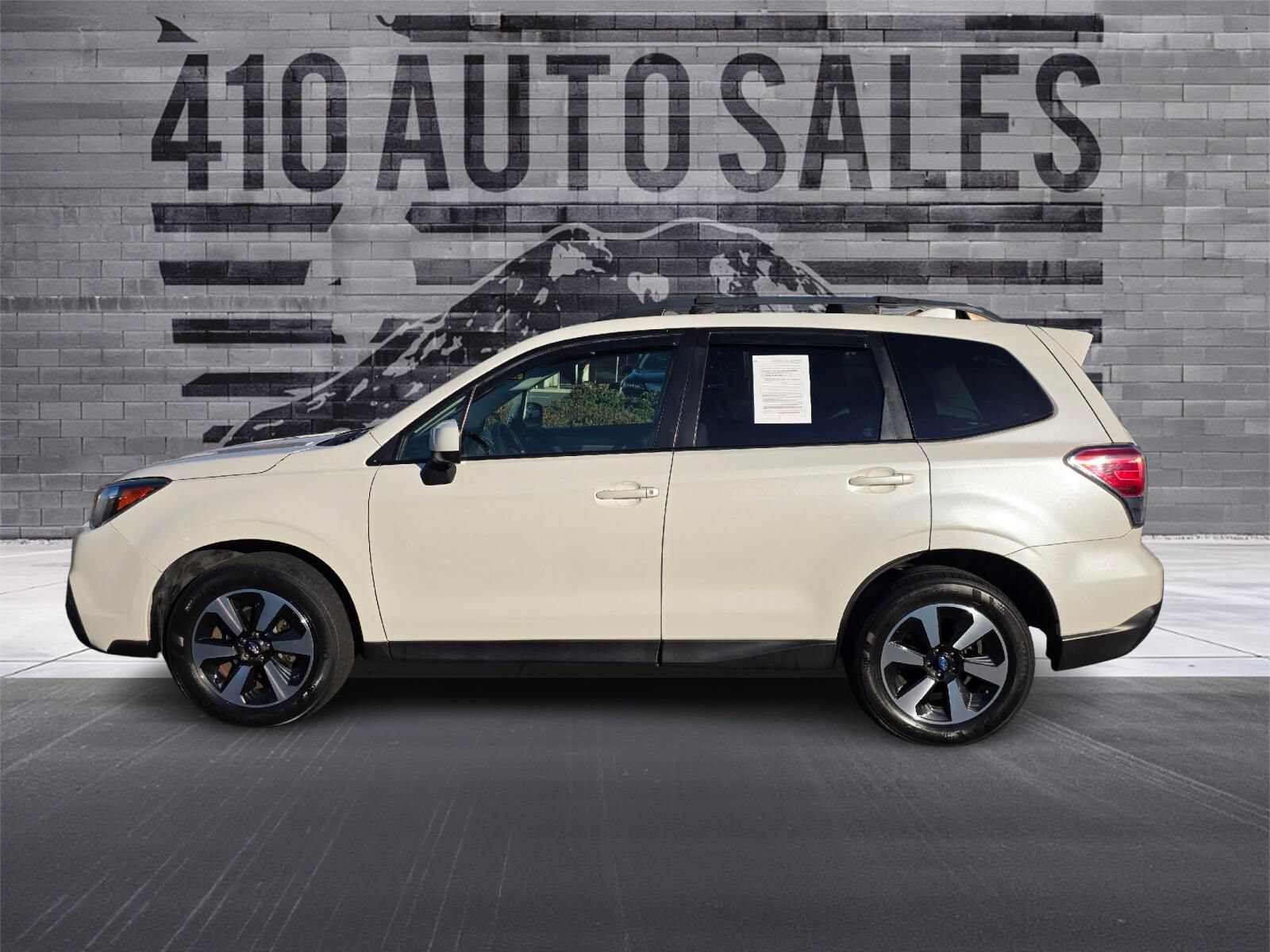 Used 2018 Subaru Forester 2.5i Premium AWD/4WD image 8