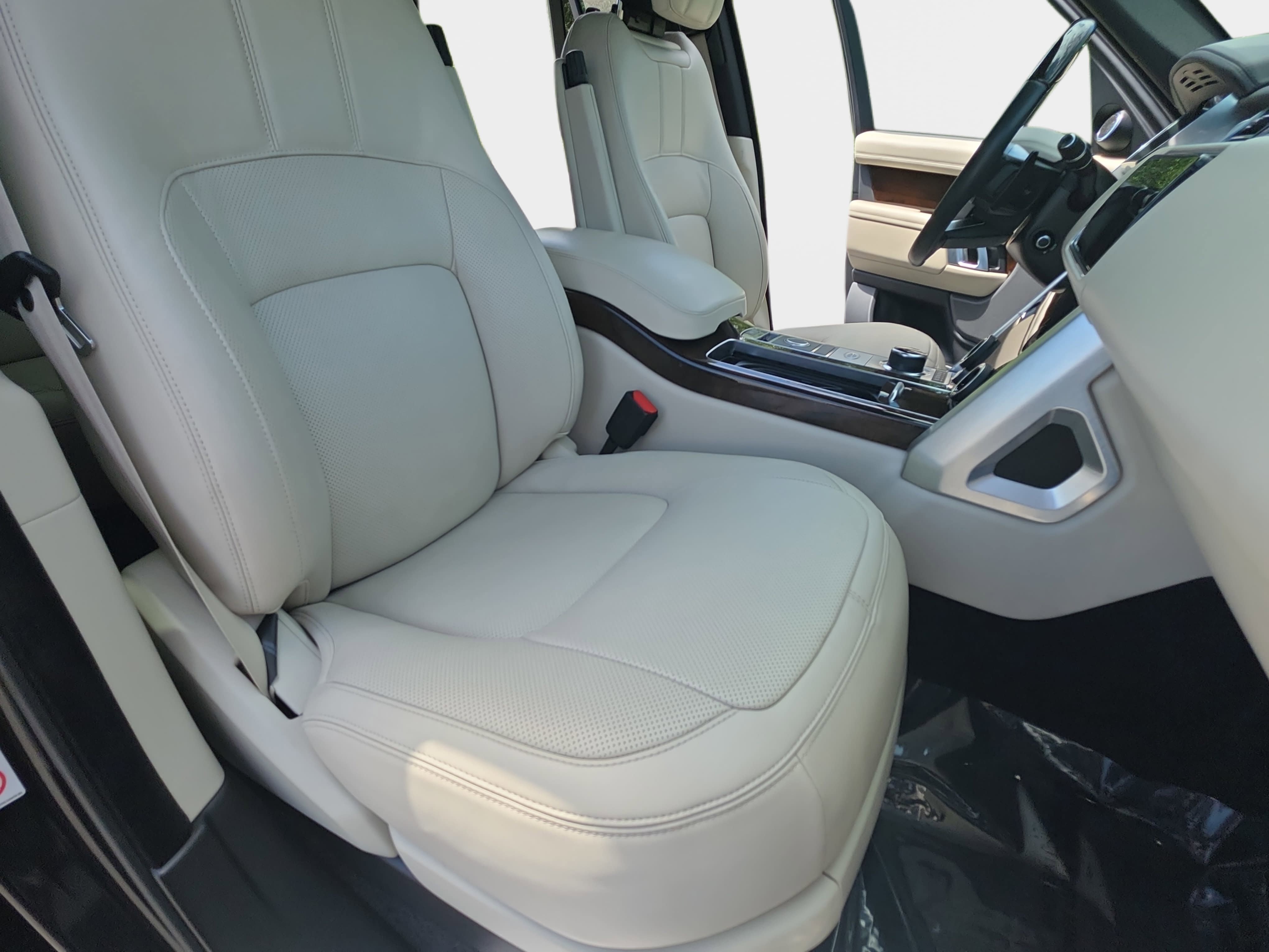 Used 2020 Land Rover Range Rover HSE AWD/4WD image 10
