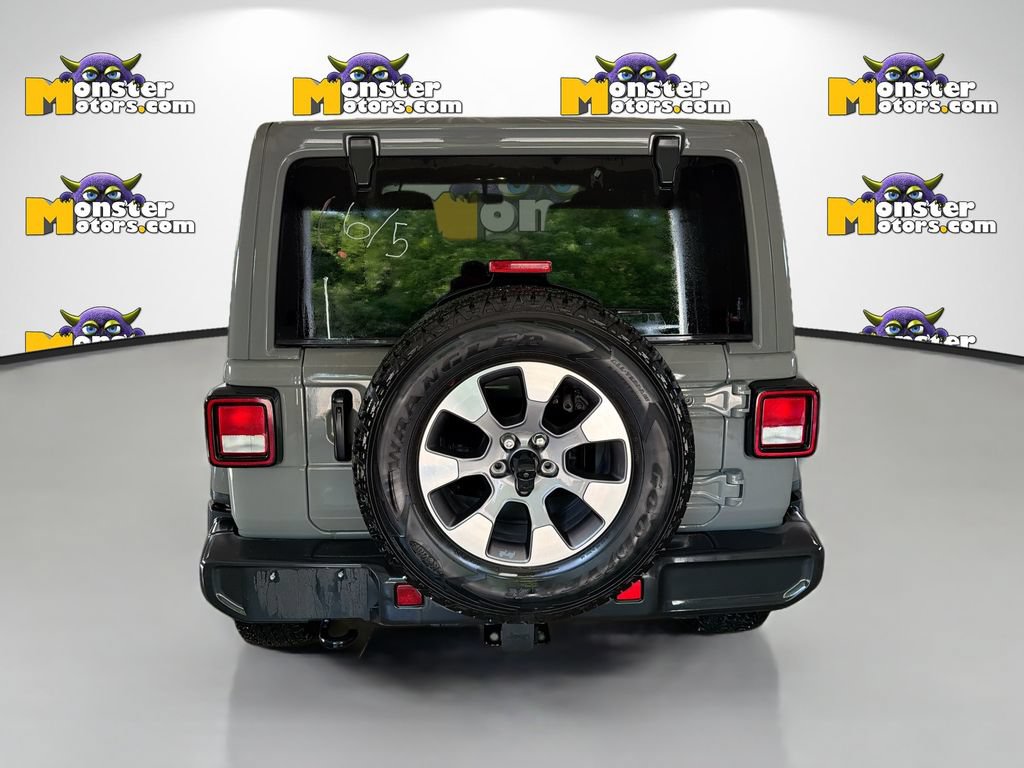 Used 2023 Jeep Wrangler Unlimited Sahara w/ Cold Weather Group AWD/4WD image 5