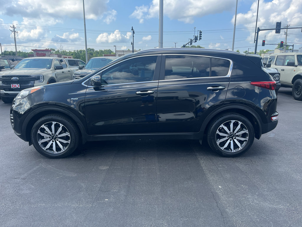 Used 2017 Kia Sportage EX AWD/4WD image 4