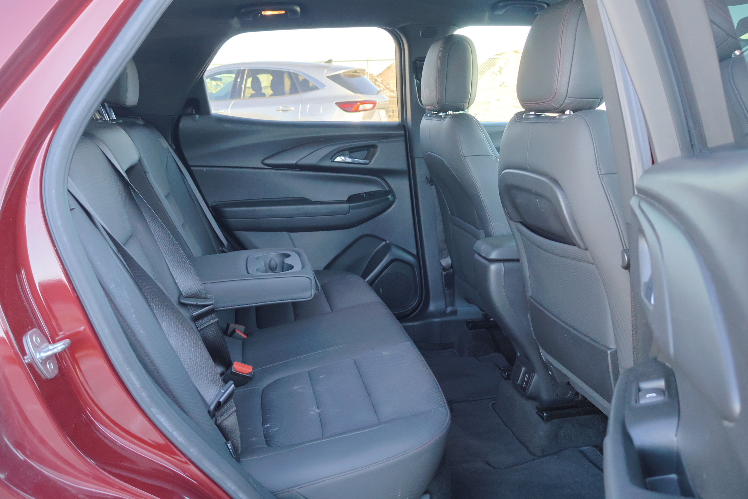 Used 2022 Chevrolet TrailBlazer RS w/ Sun and Liftgate Package image 45