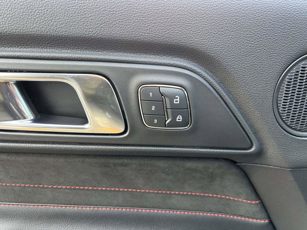 Used 2019 Ford Mustang GT Premium w/ Equipment Group 401A image 19