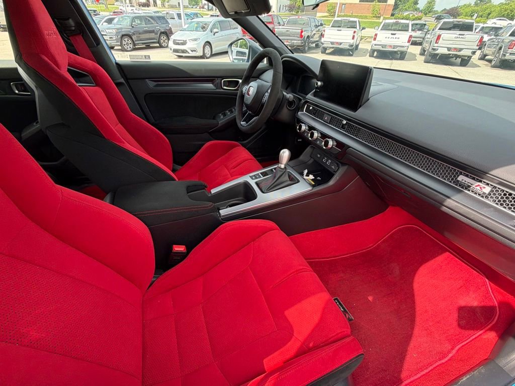 Used 2025 Honda Civic Type R image 14