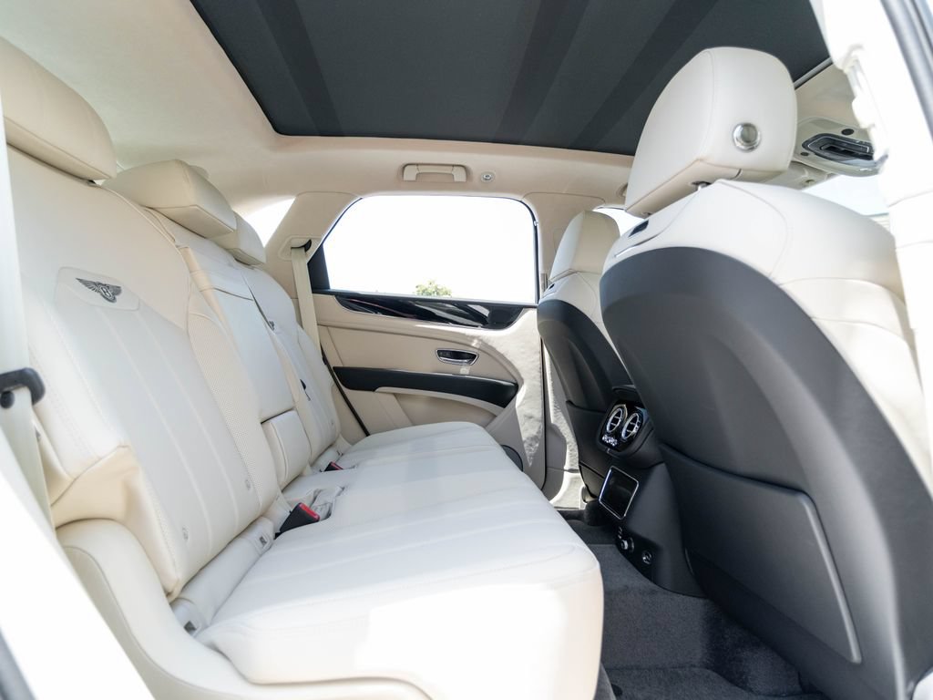 New 2026 Bentley Bentayga AWD/4WD image 21