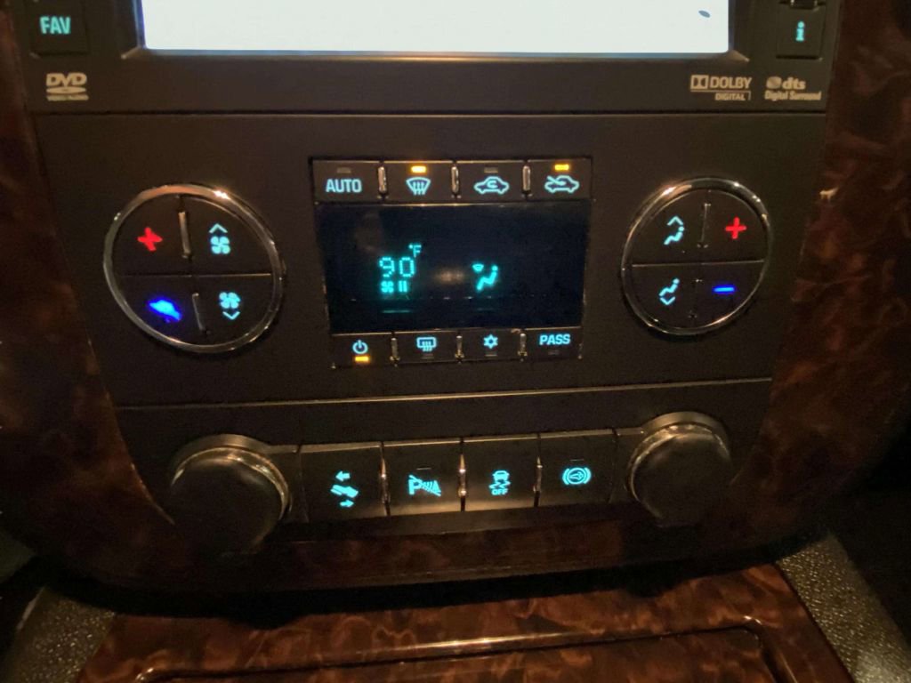 Used 2013 GMC Sierra 3500 Denali w/ Snow Plow Prep Package image 36