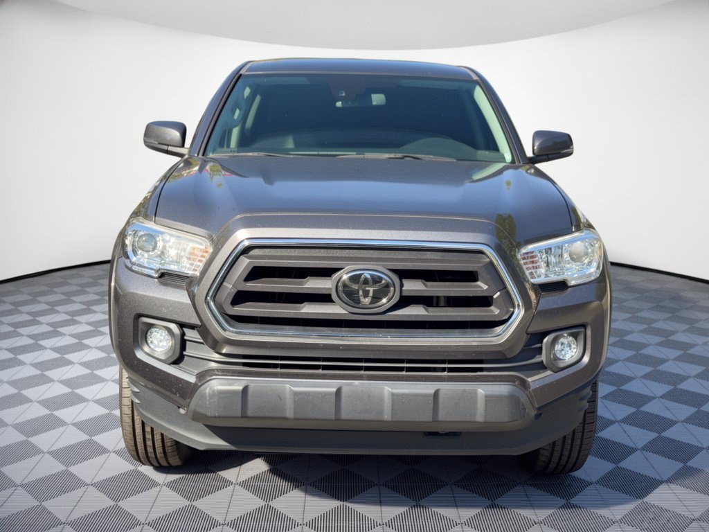 Used 2022 Toyota Tacoma SR5 w/ Technology Package RWD image 6