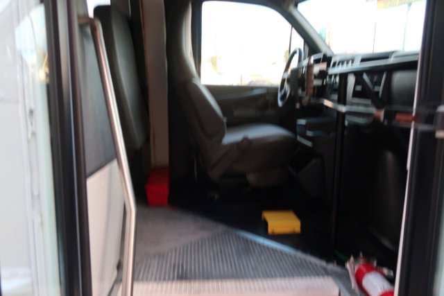 Used 2013 Chevrolet Express 3500 w/ School Bus Package RWD image 9