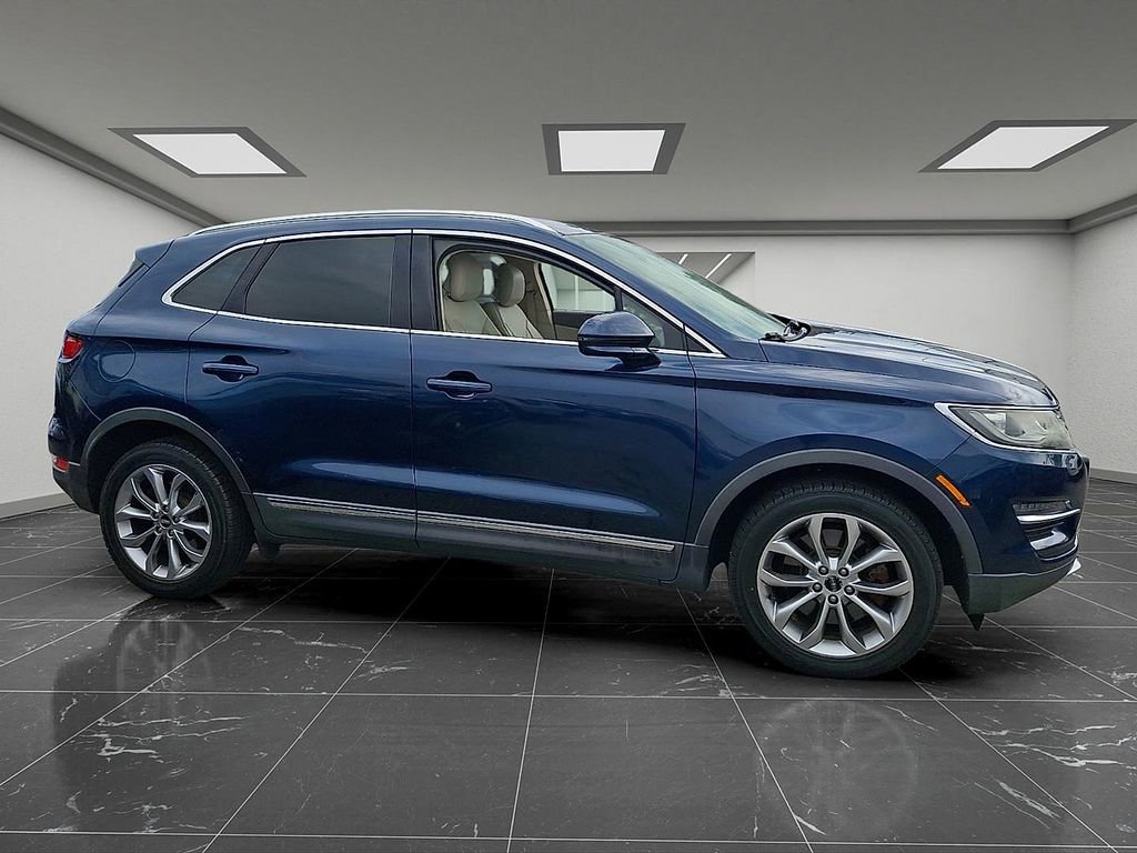 Used 2017 Lincoln MKC Select w/ Select Plus Package image 8