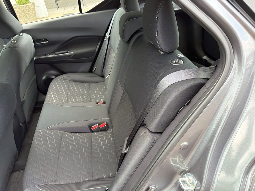 Used 2024 Nissan Kicks SV FWD image 11