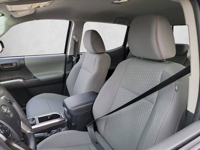 Used 2022 Toyota Tacoma SR5 RWD image 13